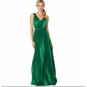 Morilee Women's Emerald Bridesmaids Sleeveless Velvet Maxi Dress Size 6
